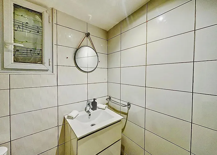 Logement 4 Personnes Avec Terrasse Privative ! * Meaux